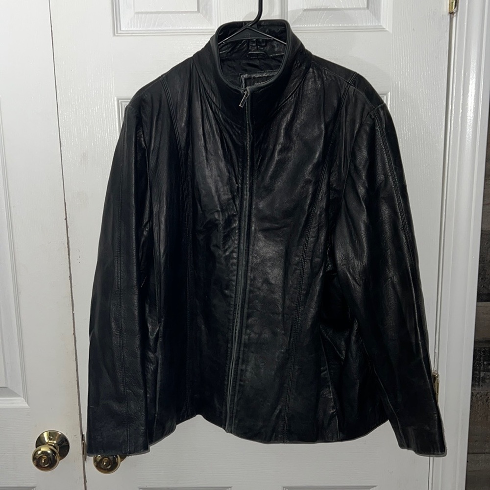 Colebrook Essentials Women’s 100% Leather Jacket Size 2X